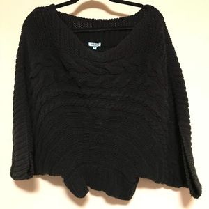 Cue & Emm dolmen sweater